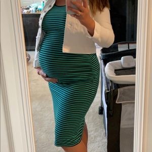 Liz Lange Maternity dress